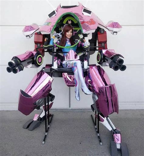 dva mech cosplay